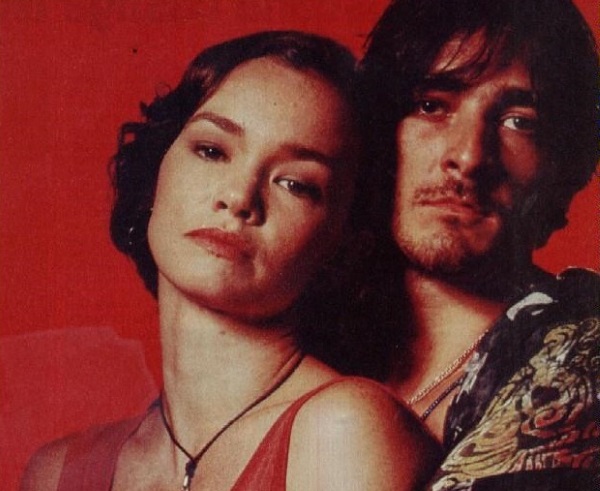 A dupla que estrelava esta novela violenta e urbana se casou na vida real: Júlia Lemmertz e Alexandre Borges