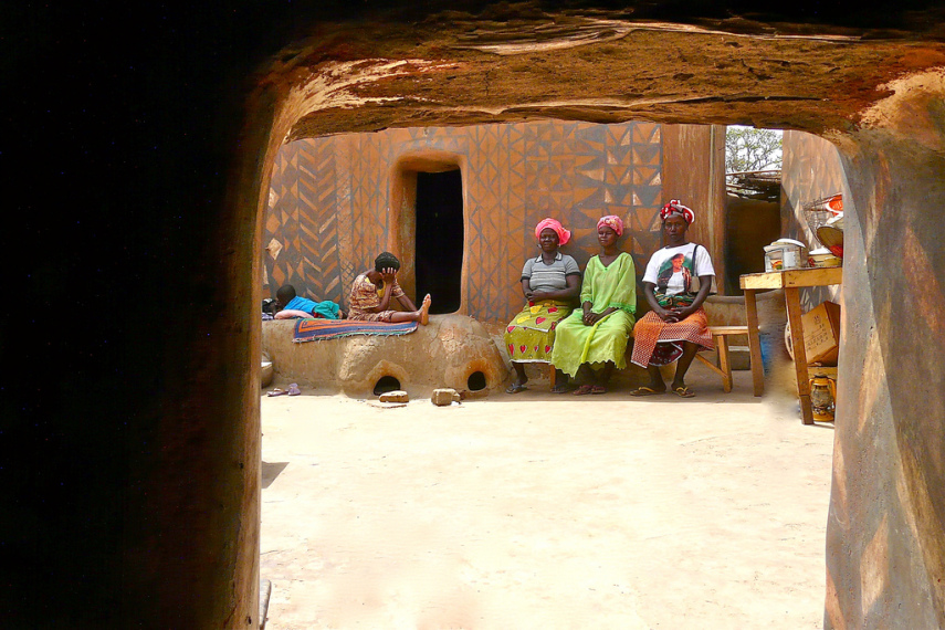 As casas e o artesanato de um dos países mais pobres do mundo