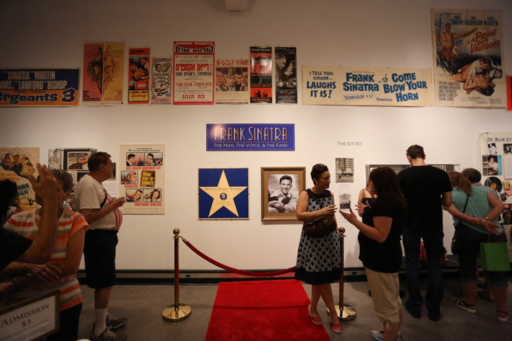 Exposição Frank Sinatra: The Man, the Voice, and the Fans