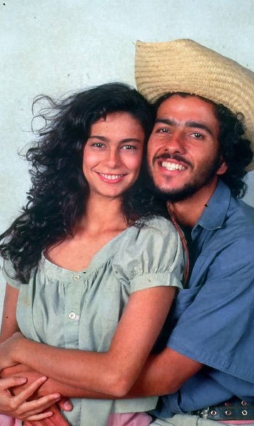 Palmeira vivia o matuto Tadeu, que fazia par com Giovanna Gold (Zefa). Ambos em breve também iriam para a Globo, mas a carreira de Giovanna não foi tão bem-sucedida na TV quanto a de Palmeira
