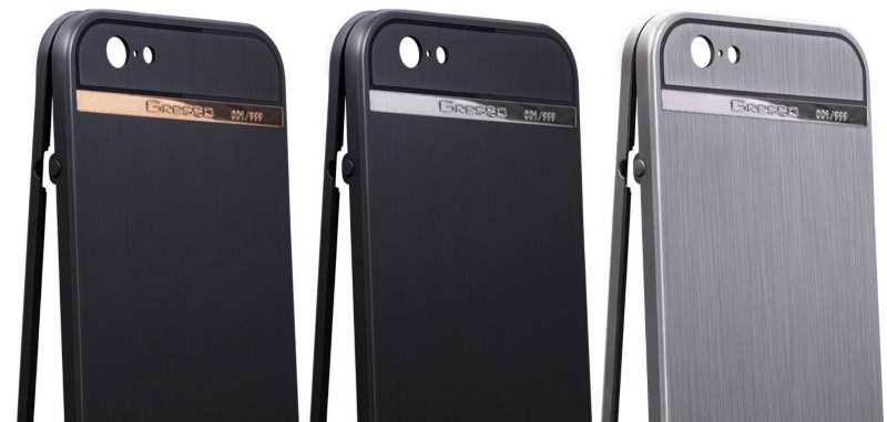 Se você já gastou uma grana em um celular de última geração, não vá economizar na hora de   escolher a capinha dele. Essa capa da Gresso Regal para iPhone custa R$ 3,9 mil. Ela usa um sistema magnético patenteado que trava o celular em seu interior. Há modelos de titânio e até folhadas a ouro.