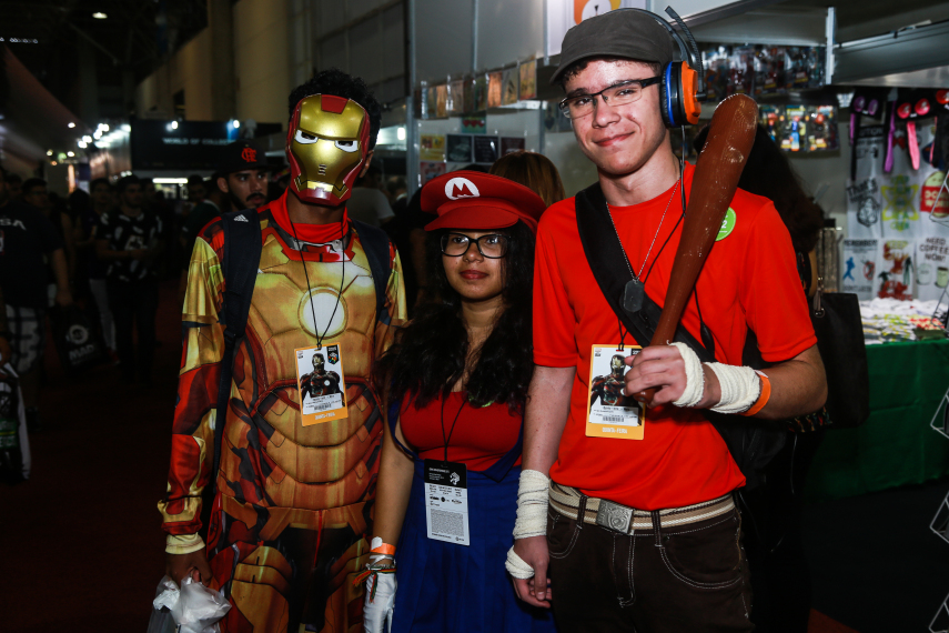 Público cosplayer caprichou no figurino para participar da segunda edição da feira geek, em São Paulo