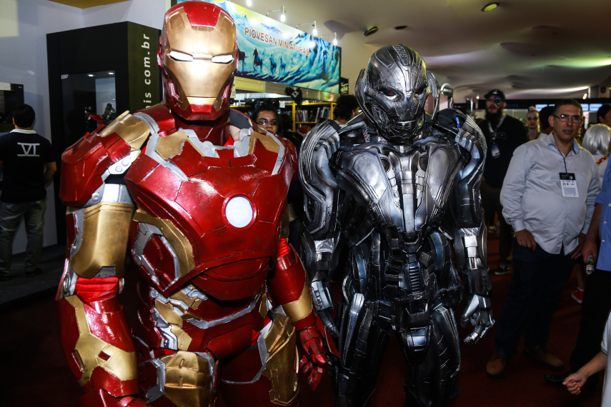 Público cosplayer caprichou no figurino para participar da segunda edição da feira geek, em São Paulo