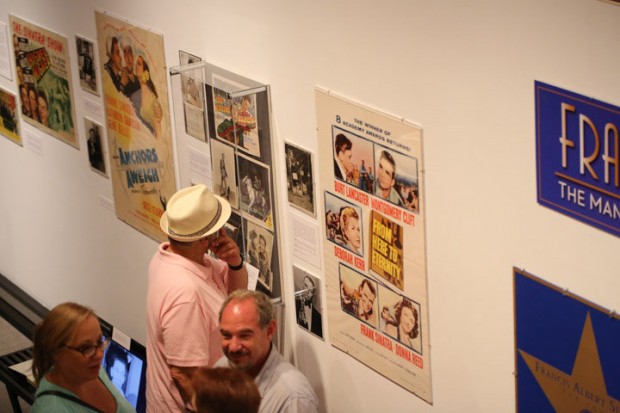 Exposição Frank Sinatra: The Man, the Voice, and the Fans