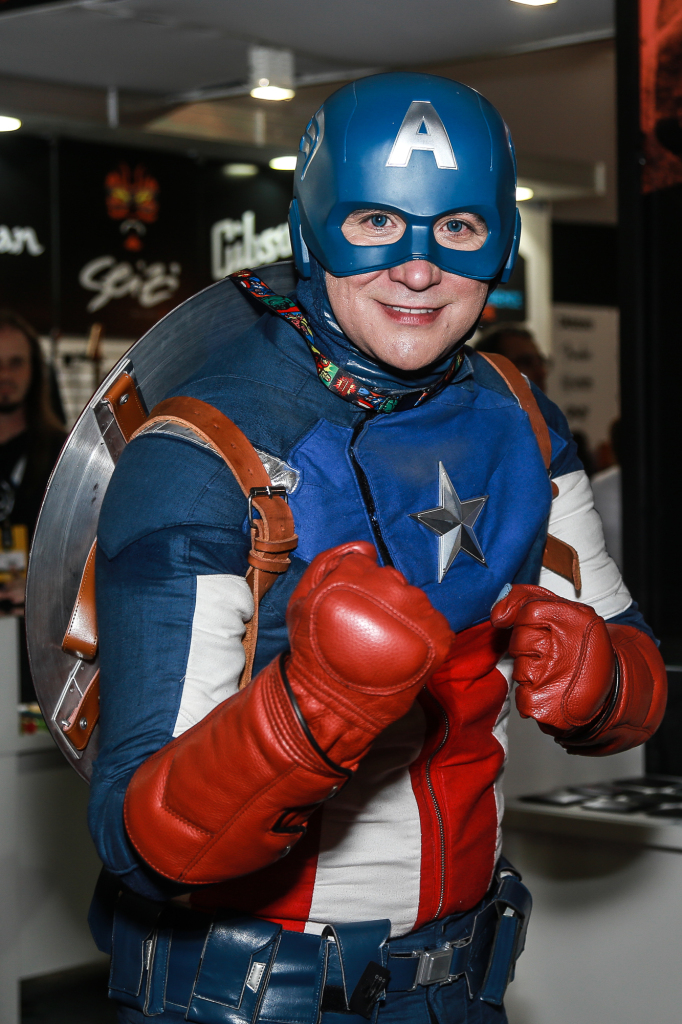 Público cosplayer caprichou no figurino para participar da segunda edição da feira geek, em São Paulo