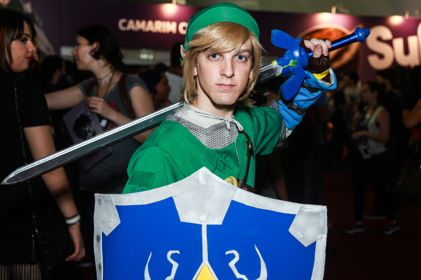Público cosplayer caprichou no figurino para participar da segunda edição da feira geek, em São Paulo