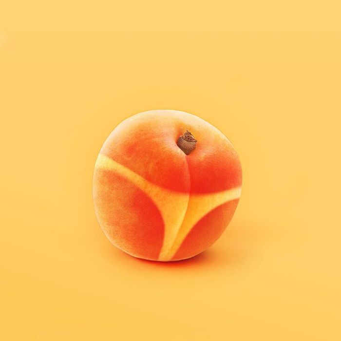 Tony Futura misturou imagens de objetos do dia a dia com ícones da cultura pop