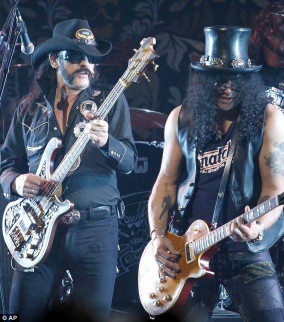 Lemmy e Slash