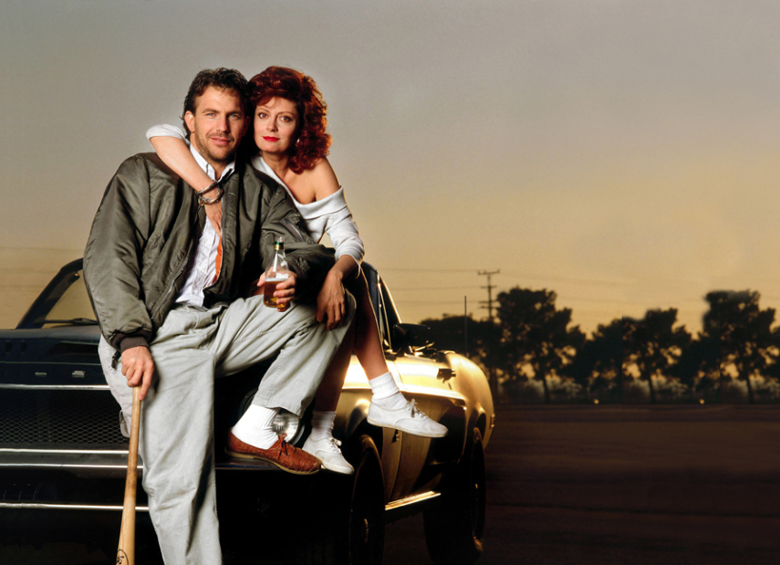 Vá em frente! Romances não podem ser mais quente do que o vivido pelos atores Kevin Costner e Susan Sarandon na produção. Uma mulher dominante? É sexy. Uniformes de baseball? Ainda mais sensuais. Ter uma noite erótica após o filme terminar? É o melhor