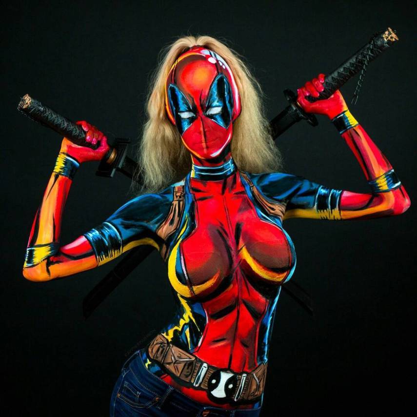 Quem é cosplayer sabe como é trabalhoso desenvolver uma fantasia. A artista canadense Kay Pike resolveu 