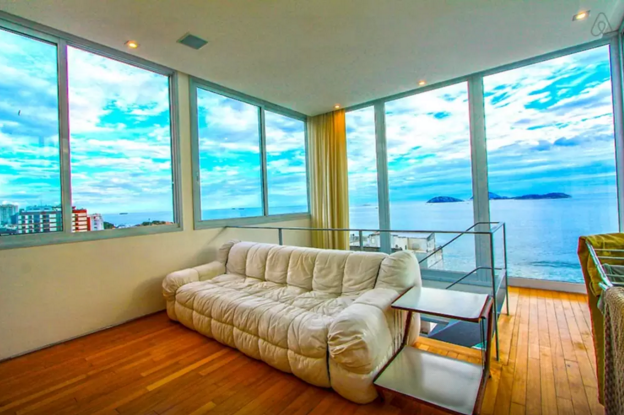 Quem precisa de sala de TV com uma vista dessas?!