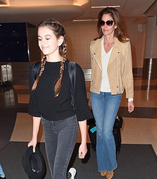 Filha da lendária modelo Cindy Crawford estreou primeira campanha de moda