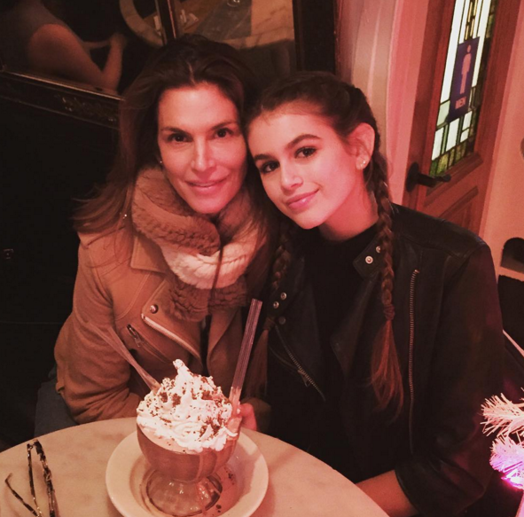 Filha da lendária modelo Cindy Crawford estreou primeira campanha de moda