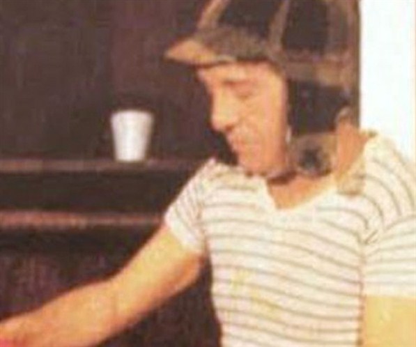 Rúben Aguirre, o Professor Girafales, morreu nesta sexta-feira (17) aos 82 anos