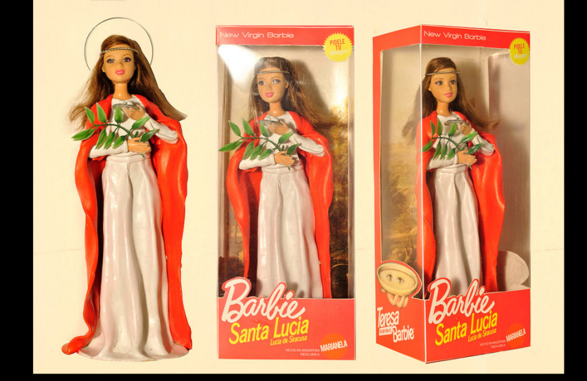 Os artistas Marianela Perelli e Emiliano Paolini transformaram os bonecos Ken e Barbie em figuras religiosas