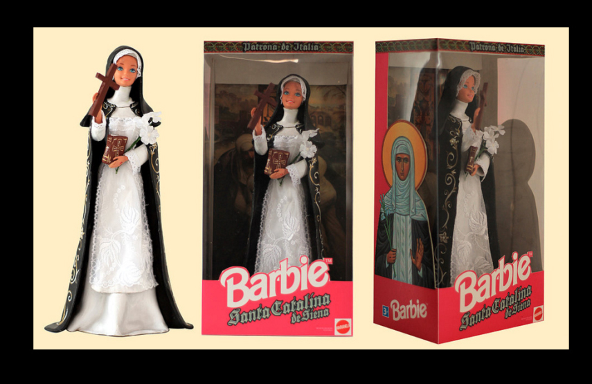 Os artistas Marianela Perelli e Emiliano Paolini transformaram os bonecos Ken e Barbie em figuras religiosas