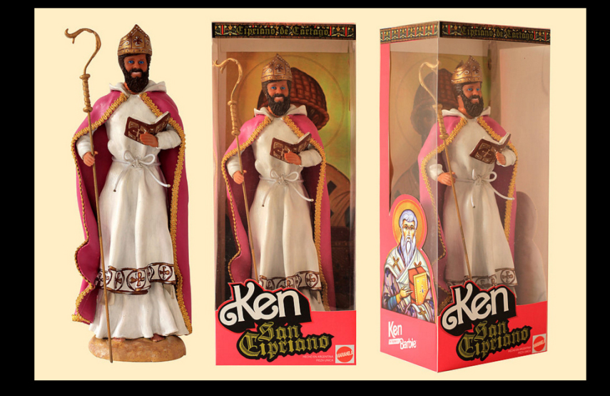 Os artistas Marianela Perelli e Emiliano Paolini transformaram os bonecos Ken e Barbie em figuras religiosas