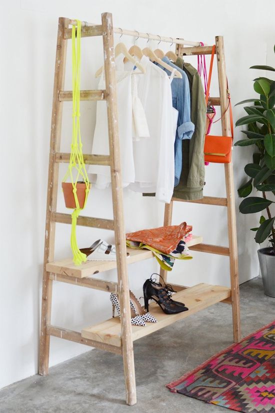 Falta de guarda-roupa? Use a imaginação para improviso
