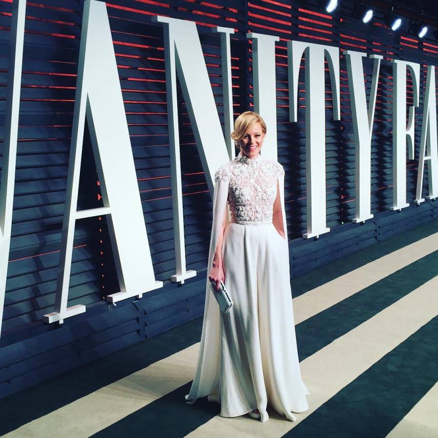 Elizabeth Banks na festa pós-Oscar
