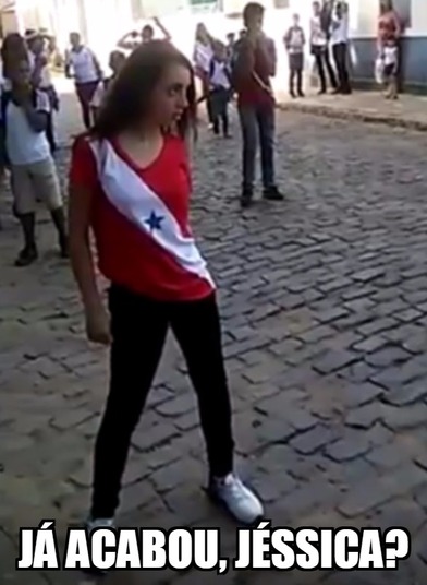 Já acabou, Jéssica? O recado deste meme é: nunca perca a pose no Carnaval