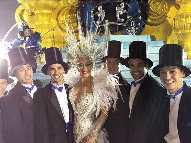 Foto com integrantes da Nenê de Vila Matilde