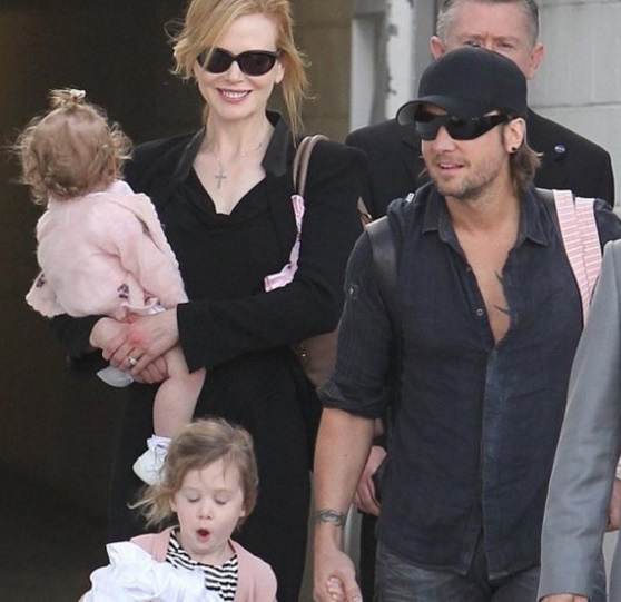 Atriz e cantor são pais de Sunday Rose e Faith Margaret. Nicole também é mãe de dois adultos, chamados Isabella e Connor, que foram adotados por ela e por Tom Cruise no período em que foram casados