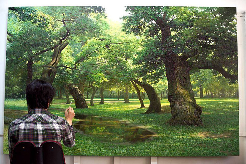 O coreano An Jung-hwan é especialista em pintar paisagens de florestas
