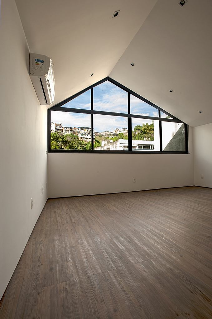 Um dos apartamentos na Glória