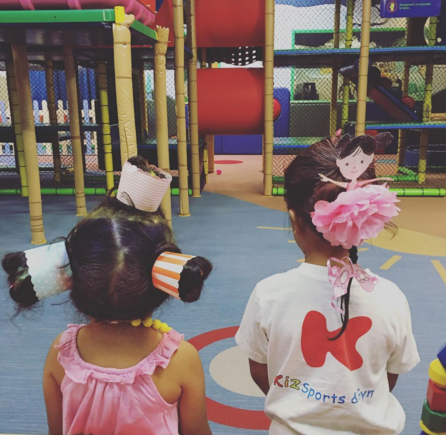 Transformar cabelo em donut, cupcake e garrafa de refrigerante virou moda entre as crianças!