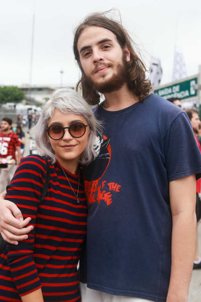 O público do Lollapalooza 2016 caprichou no visual para curtir os shows realizados no Autódromo de Interlagos, em São Paulo, neste sábado (12)