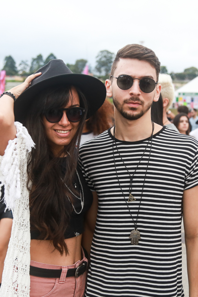 O público do Lollapalooza 2016 caprichou no visual para curtir os shows realizados no Autódromo de Interlagos, em São Paulo, neste sábado (12)