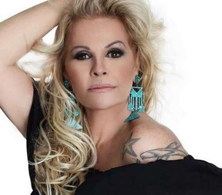 A ex-modelo tem 59 anos e é avó de uma garotinha chamada Valentina.