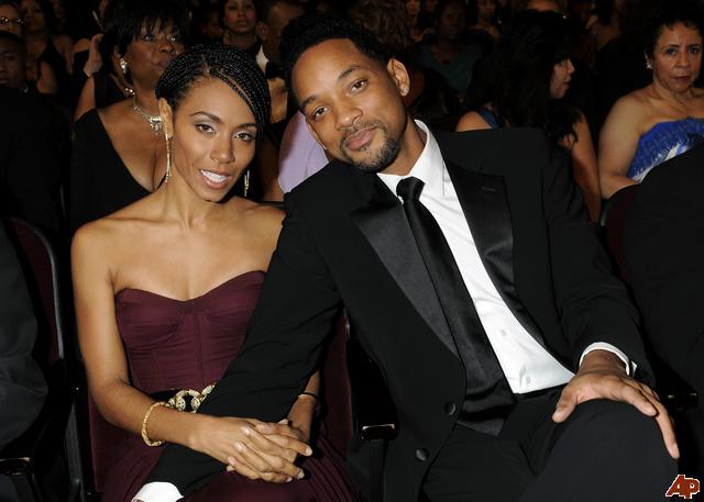 Will Smith e Jada Pinkett estão juntos há 16 anos e o casal é admirado pela forma leve que eles levam o relacionamento. Apesar de alguns rumores sobre separação, eles continuam firmes e fortes. Eles são pais de de Jaden e Willow