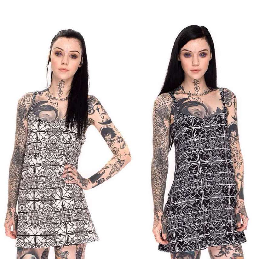 Grace Neutral tem 26 anos e vem conquistando mais seguidores nas redes sociais a cada dia que passa. A tatuadora e modelo inglesa, que é adepta de modificações corporais, já fez diversos procedimentos para ficar parecida, segundo ela, com um duende.