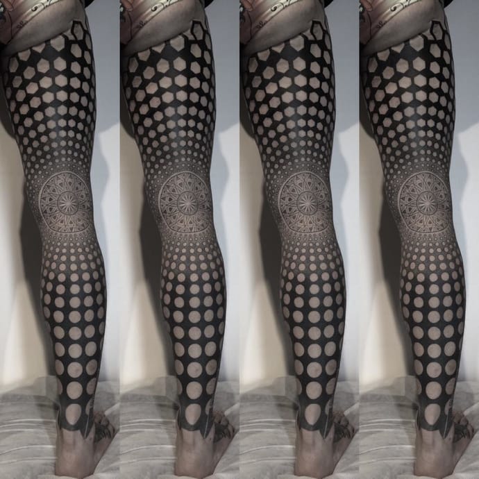 Leg sleeve: cobrir a perna com uma tatuagem enorme ou várias pequenininhas que formam um grande desenho. Tem coragem?