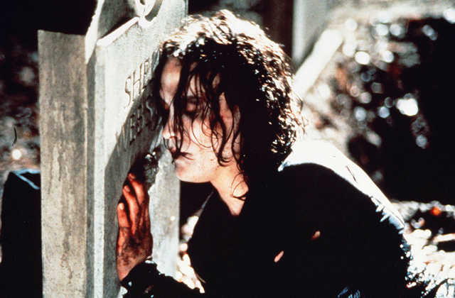 17. O Corvo (1994)