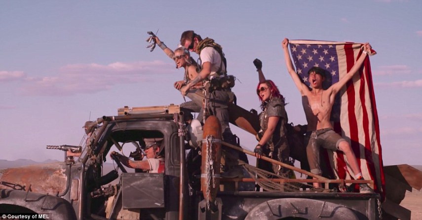 Festival anual reúne fãs de Mad Max 