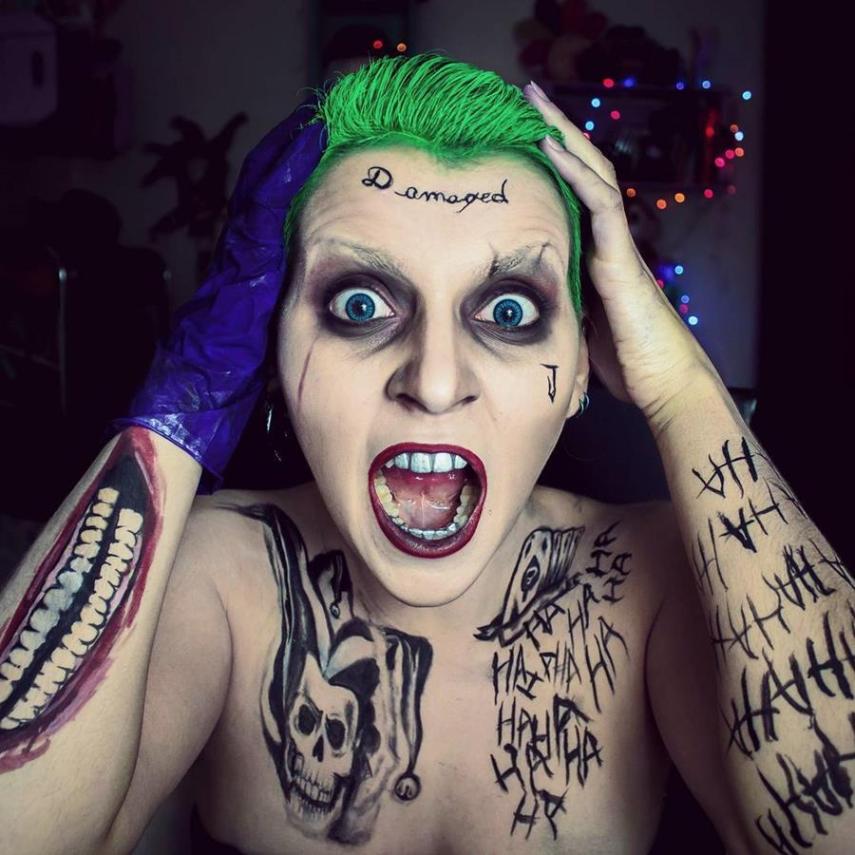 Nós só veremos o Coringa de Jared Leto assim que estrear Esquadrão Suicida, em 4 de agosto, mas o personagem da DC já tem mexido com a cabeça das pessoas.  Seguidas por milhares de fãs no Instagram, três cosplayers brasileiras famosas por suas adoráveis Arlequinas 