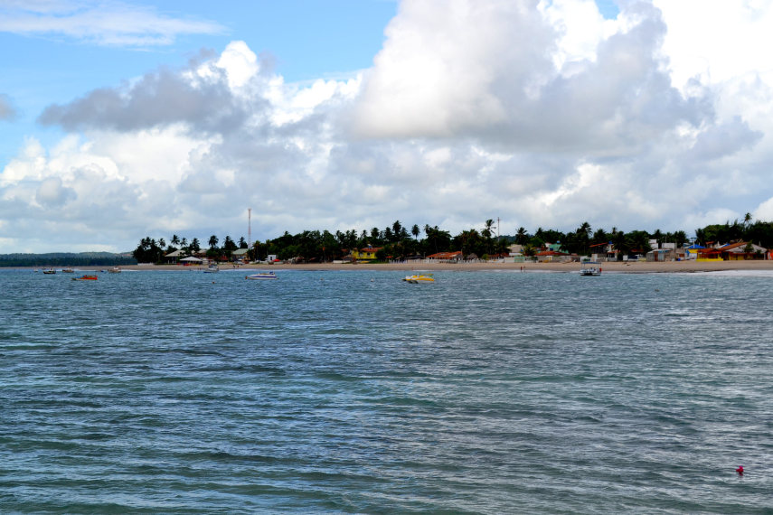 Em Tamandaré estão as praias mais desertas do litoral sul de Pernambuco, com mar calmo, areia branca e piscinas naturais.