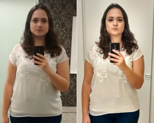 Provador claro com luz forte e branca no teto