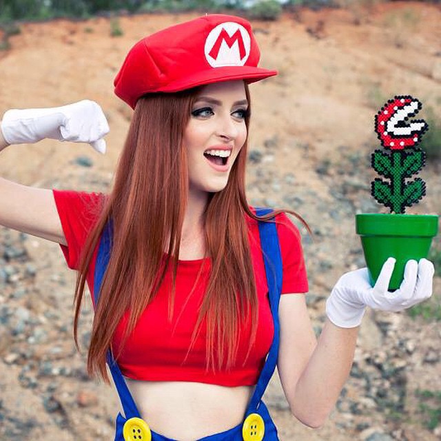 Kristen Lanae é uma cosplayer de Minnesota, nos Estados Unidos, que já personificou vários personagens dos desenhos animados e de séries, como Misty, de Pokémon, até Arlequina, de Batman. Em sua nova fantasia, ela mostrou uma versão incrível da heroína Jessica Jones, que saltou dos quadrinhos da Marvel para a tela da Netflix na pele da atriz Krysten Ritter.