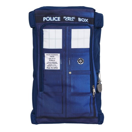 Você acha que mochila de super-herói é coisa de criança? Nada disso. O mundo adulto está cada vez mais geek. Se você ama um personagem, por que não uma mochila para te acompanhar no seu dia a dia?  Uma rápida navegada em sites estrangeiros de compras, como Amazon e e-Bay, mostram dezenas de mochilas inspiradas em heróis e personagens de desenhos que nós amamos.