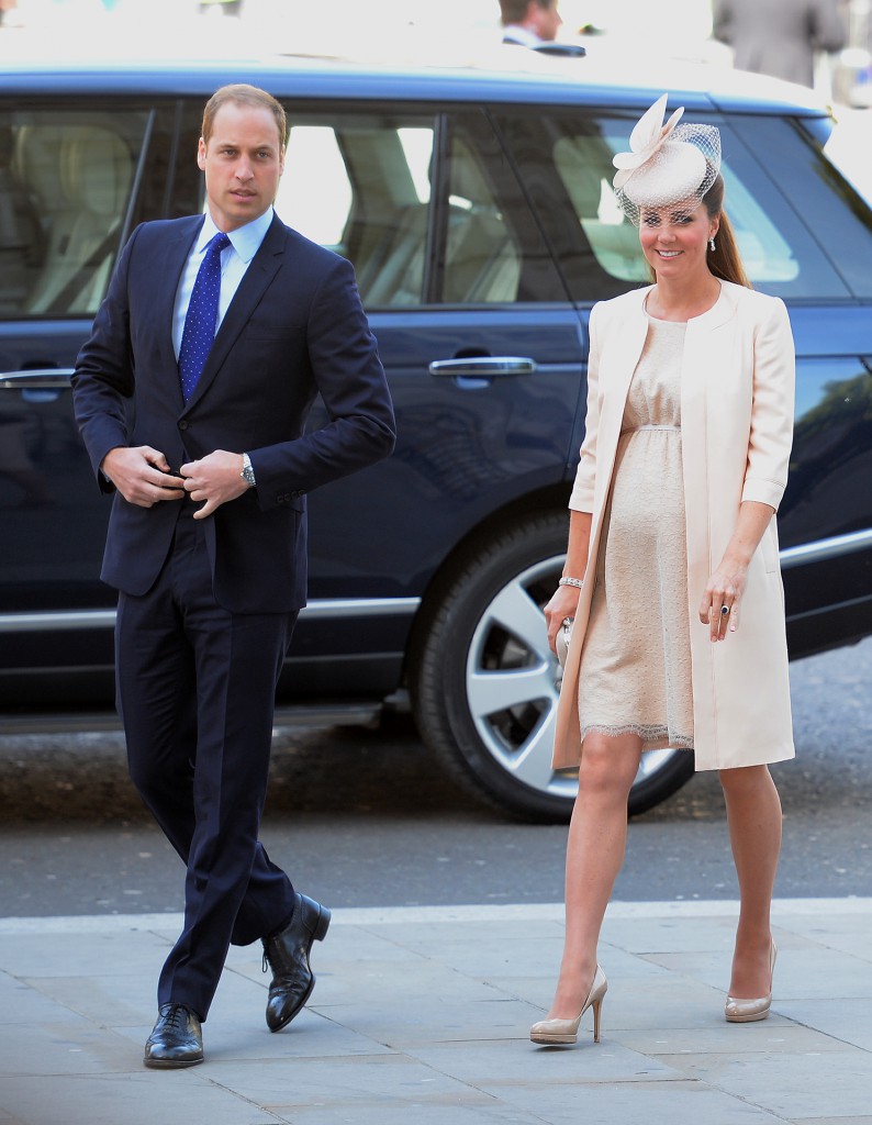 Duquesa de Cambridge é mãe do fofo George e da pequena Charlotte, de 11 meses
