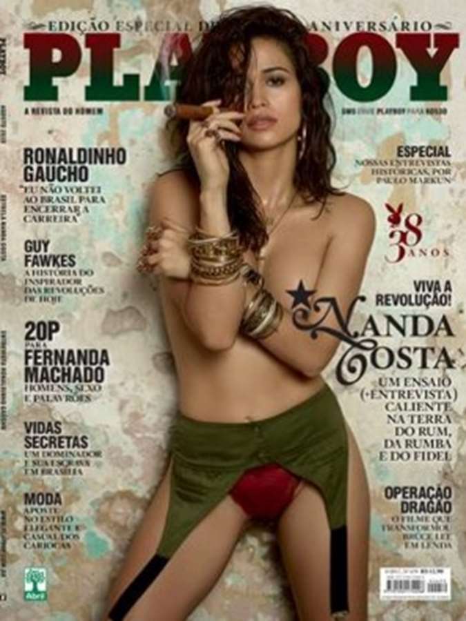 A atriz foi capa da revista em agosto de 2013. O ensaio, feito em Cuba, foi considerado 