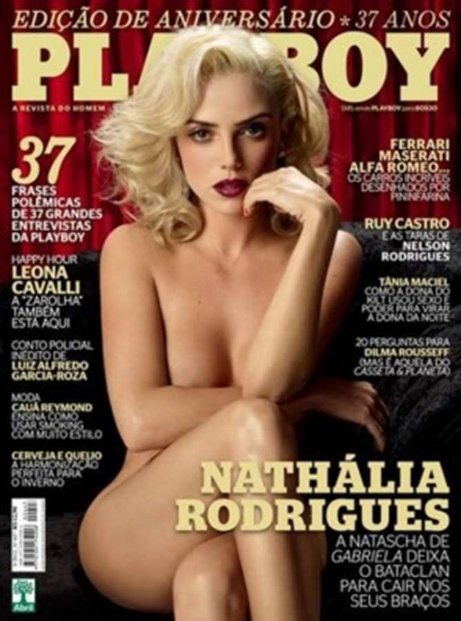 O ensaio da atriz foi publicado em agosto de 2012. As fotos foram inspiradas na vida luxuosa de Marilyn Monroe, e Nathalia apareceu coberta em algumas páginas da edição.