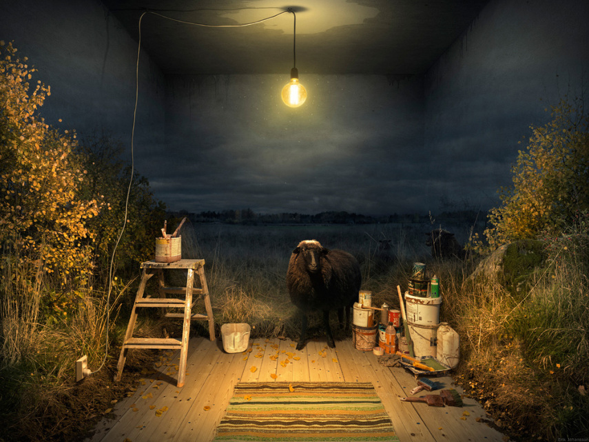 Erik Johansson mistura elementos do cotidiano, pessoas e paisagens para criar imagens surreais
