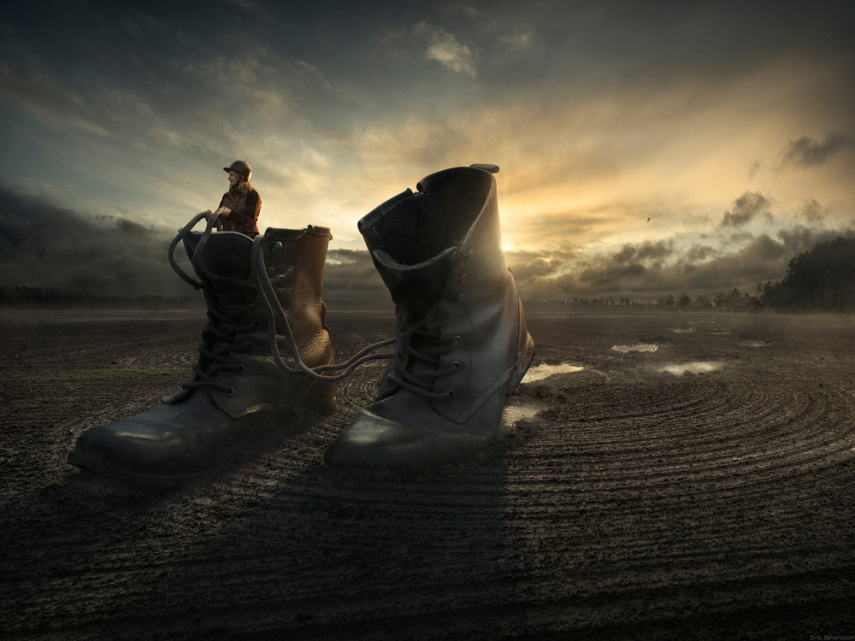 Erik Johansson mistura elementos do cotidiano, pessoas e paisagens para criar imagens surreais