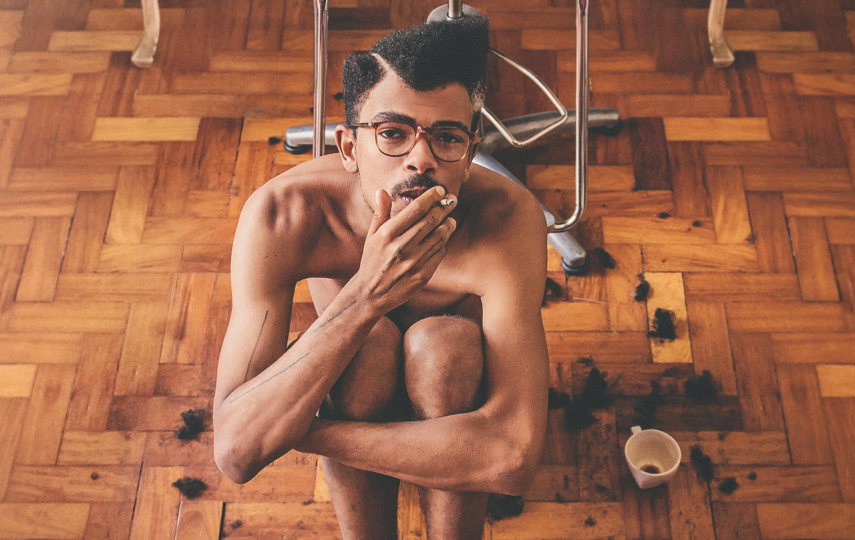 Fotógrafo carioca passou um ano inteiro fotografando gente pelada para mostrar a diversidade e a beleza das pessoas 