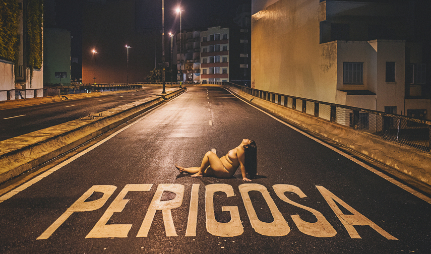 Fotógrafo carioca passou um ano inteiro fotografando gente pelada para mostrar a diversidade e a beleza das pessoas 