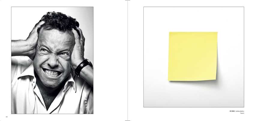 O artista plástico tem sempre um bloquinho post-it nas mãos.